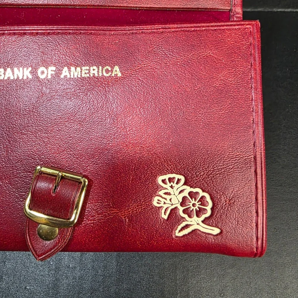 Bank of America Jewelry Travel Case Tri-Fold Red Faux Leather Velvet‎ Organizer